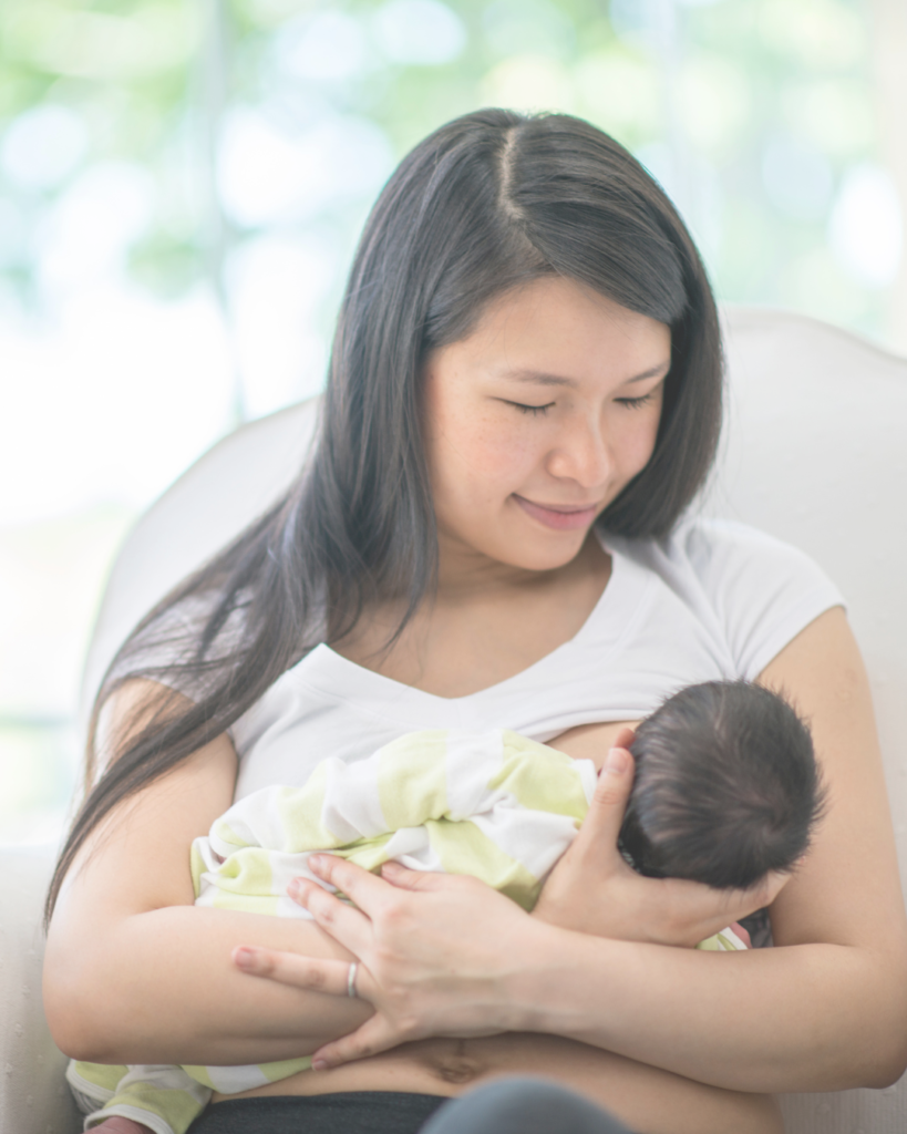 Breastfeeding bottlefeeding and pumping